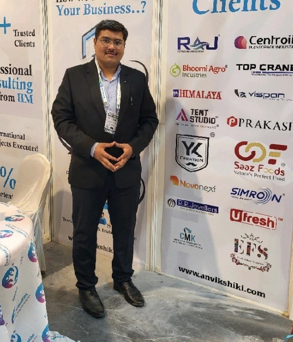 Mr. Nirav Raykundaliya