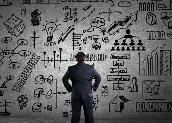 Strategy vs Planning